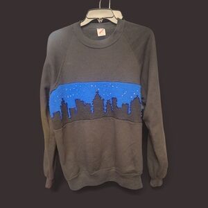 Jerzees Crewneck New York Skyline Vintage Sweatshirt - Black and Blue.